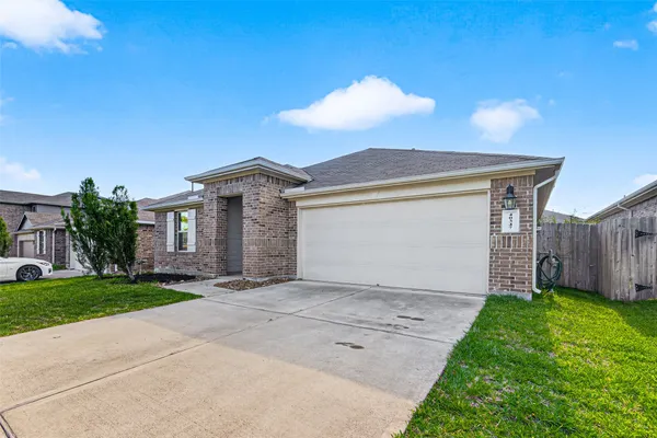 $2,100 | 40347 Blossom Valley Lane, Magnolia, TX 77354