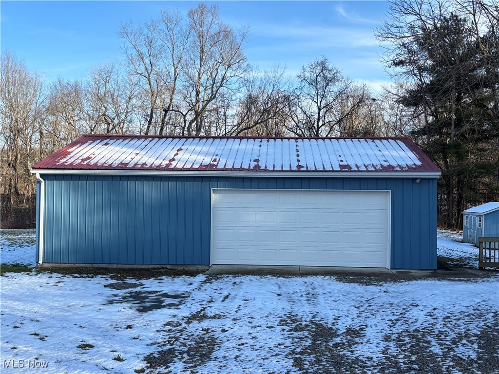 7292 Ceramic Road Roseville, OH 43777 - Photo 3 of 24