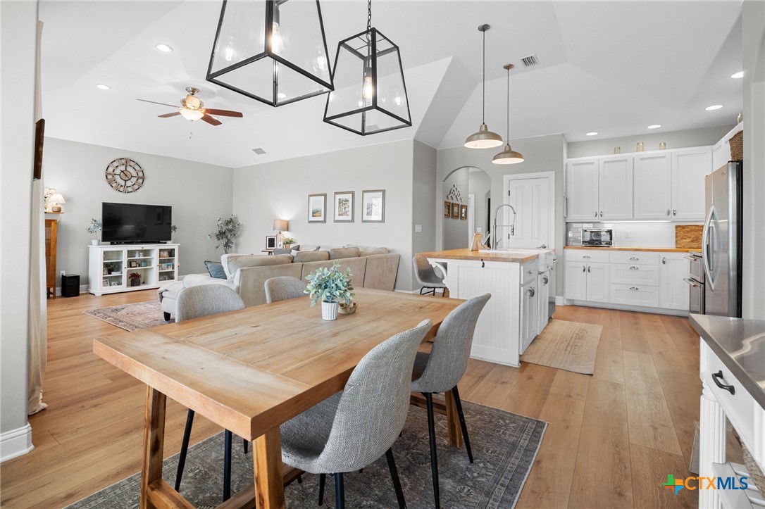 502 Northwest River Road Martindale, TX 78655 - Photo 14 of 28