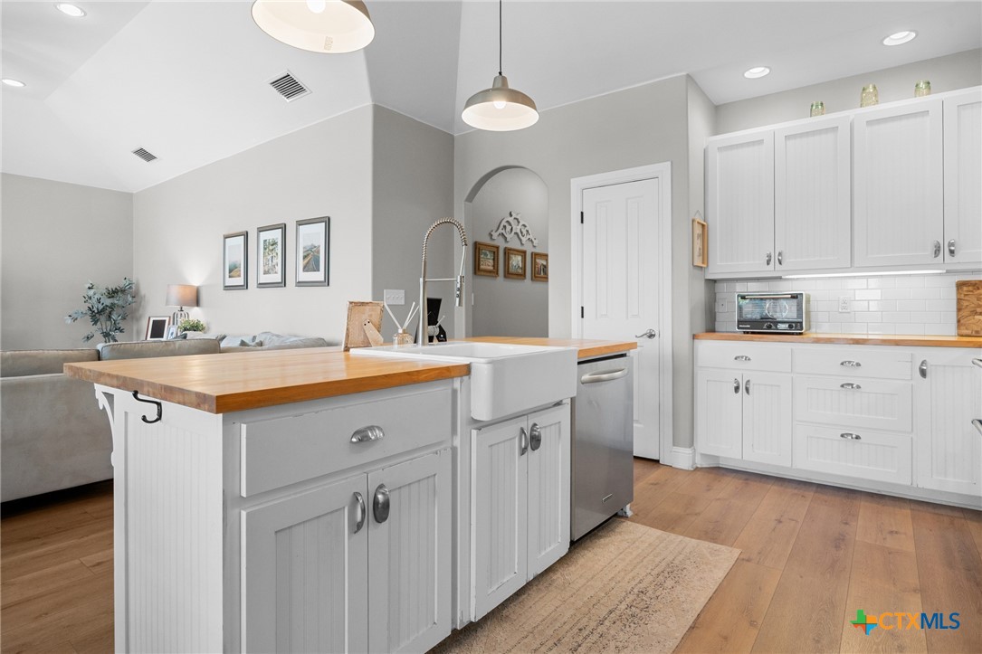 502 Northwest River Road Martindale, TX 78655 - Photo 15 of 28