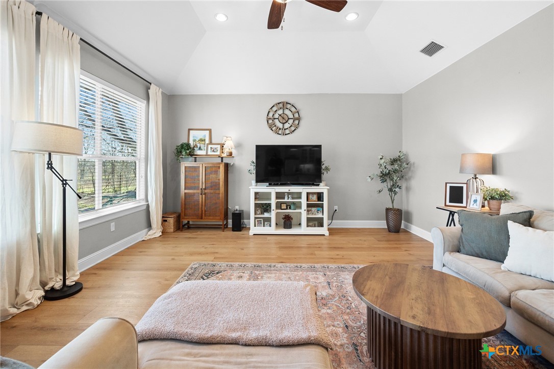 502 Northwest River Road Martindale, TX 78655 - Photo 10 of 28