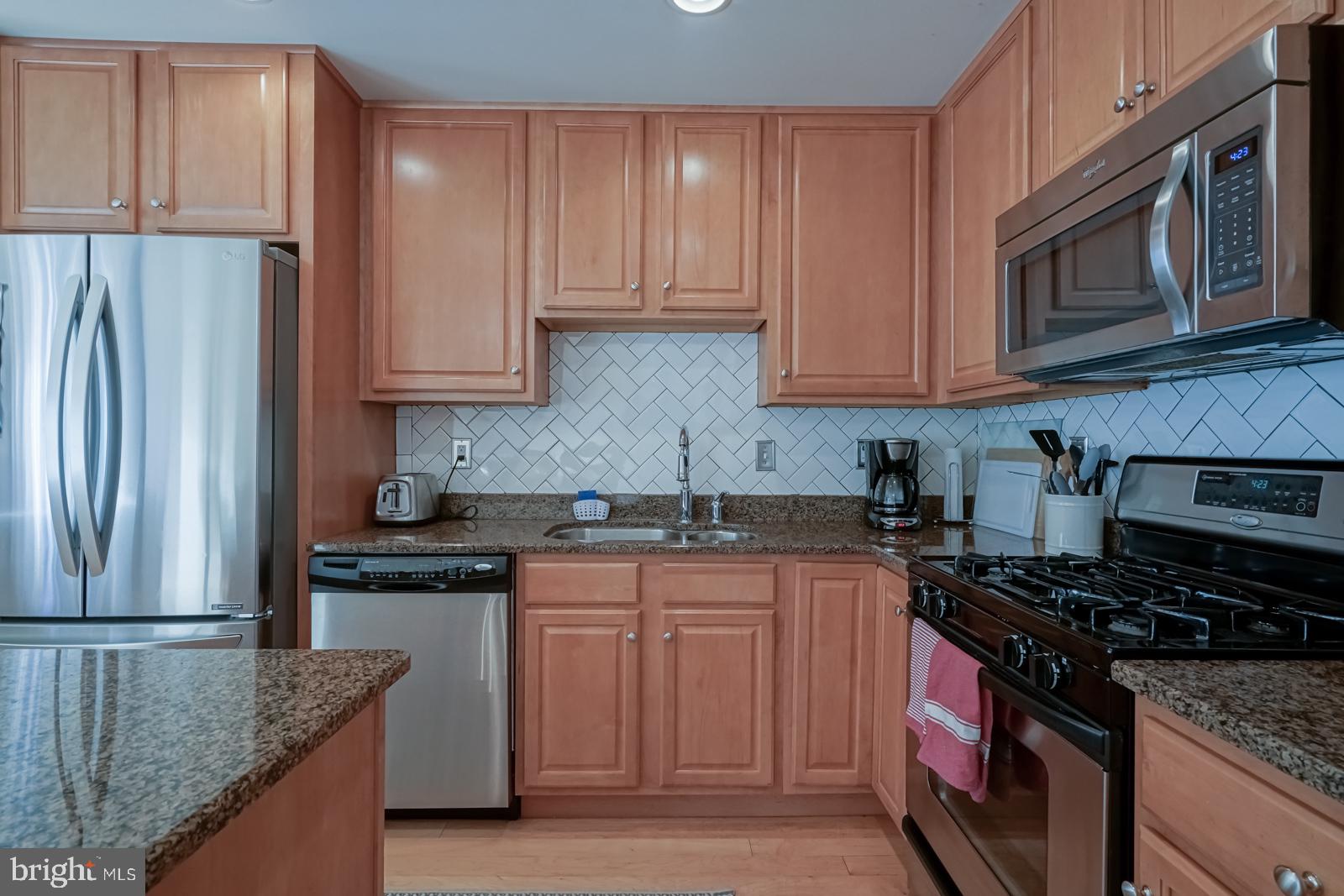 1005 Moore Road Thorofare, NJ 08086 - Photo 16 of 33
