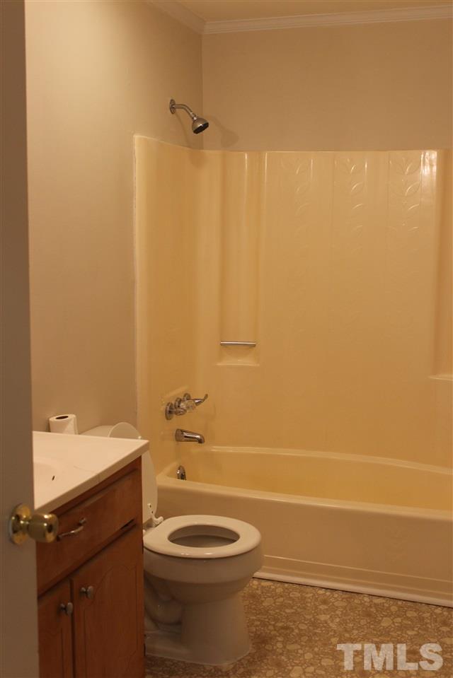 434 Cheves Road Zebulon, NC 27597 - Photo 6 of 13 Gallery Image 6