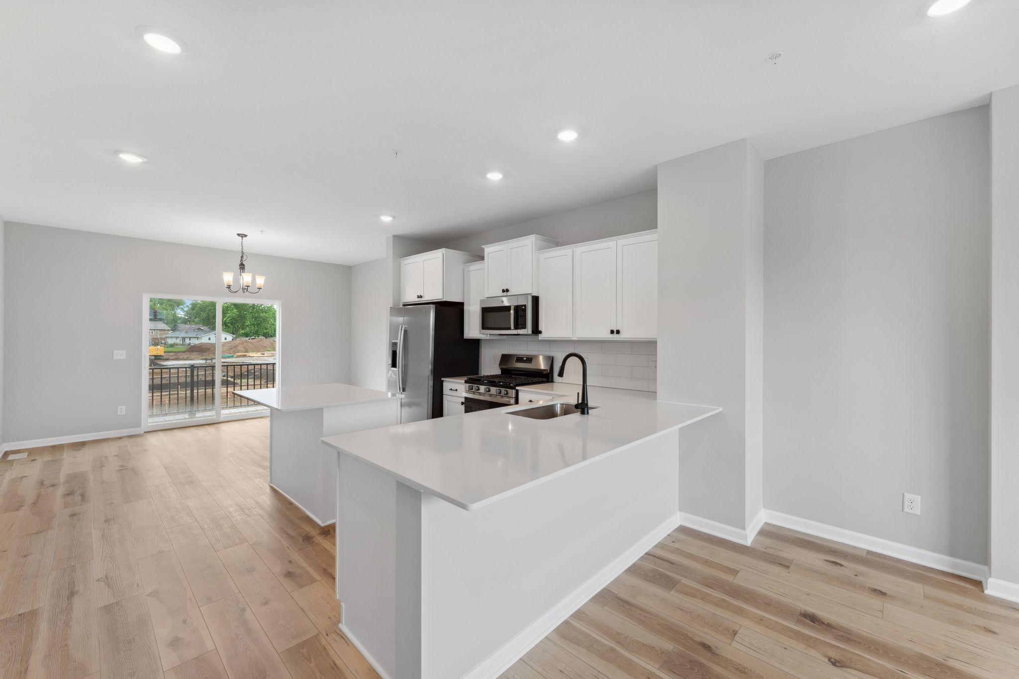 1523 Traverse Lane St. Paul, MN 55118 - Photo 6 of 7