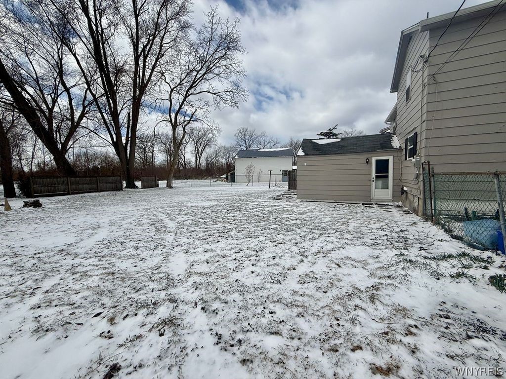 2646 Youngstown Lockport Road Porter, NY 14131 - Photo 7 of 44