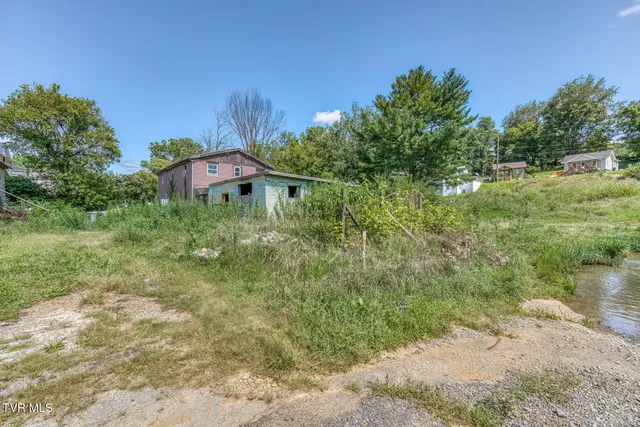 $15,000 | 1001 Vermont Avenue, Bristol, VA 24201