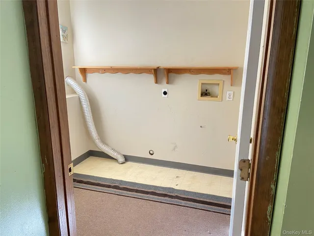 $3,300 | 38 Edmunds Lane, Unit A, Pine Bush, NY 12566