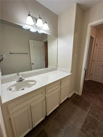 $2,200 | 14905 Dasmarinas Drive, Corpus Christi, TX 78418
