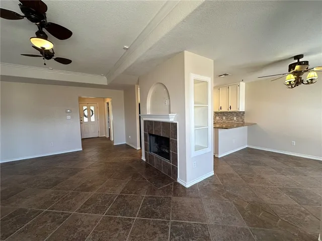 $2,200 | 14905 Dasmarinas Drive, Corpus Christi, TX 78418