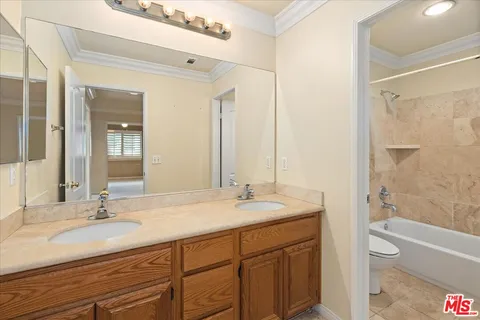 $985,000 | 17536 Yellowwood Way, Carson, CA 90746