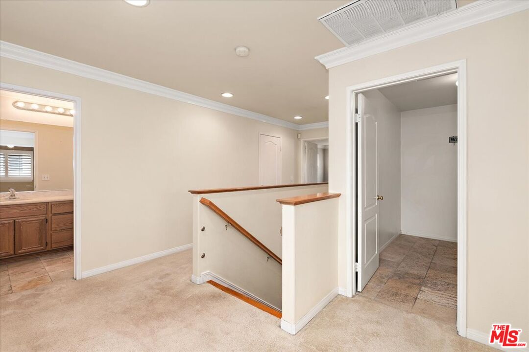 17536 Yellowwood Way Carson, CA 90746 - Photo 28 of 45