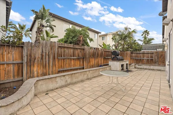 a view of a storage & utility room