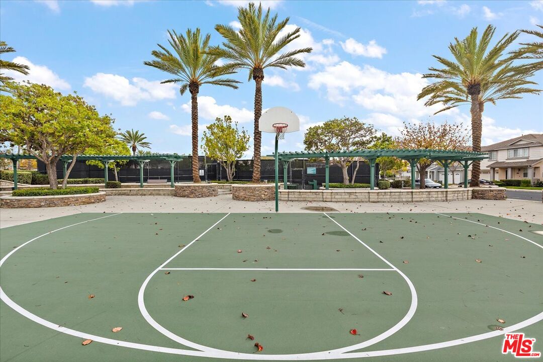 17536 Yellowwood Way Carson, CA 90746 - Photo 43 of 45