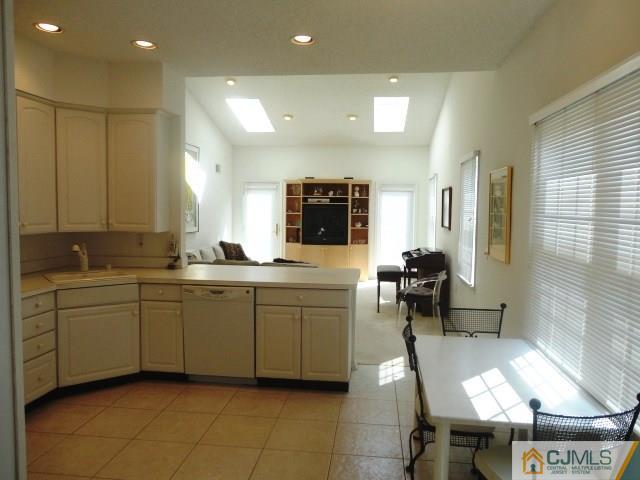 58 Chichester Road Monroe Township, NJ 08831 - Photo 14 of 25 Gallery Image 14