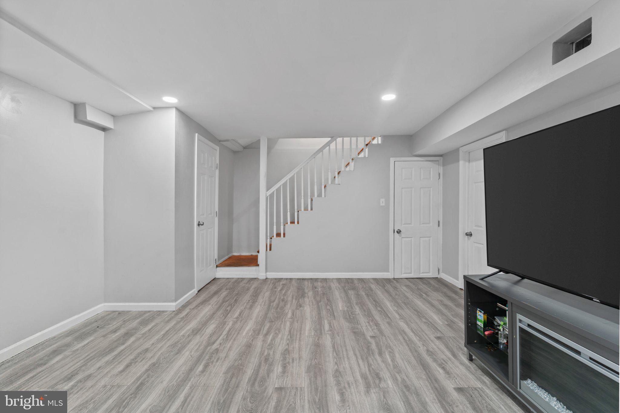 1601 Shadyside Road Baltimore, MD 21218 - Photo 22 of 32 Gallery Image 22