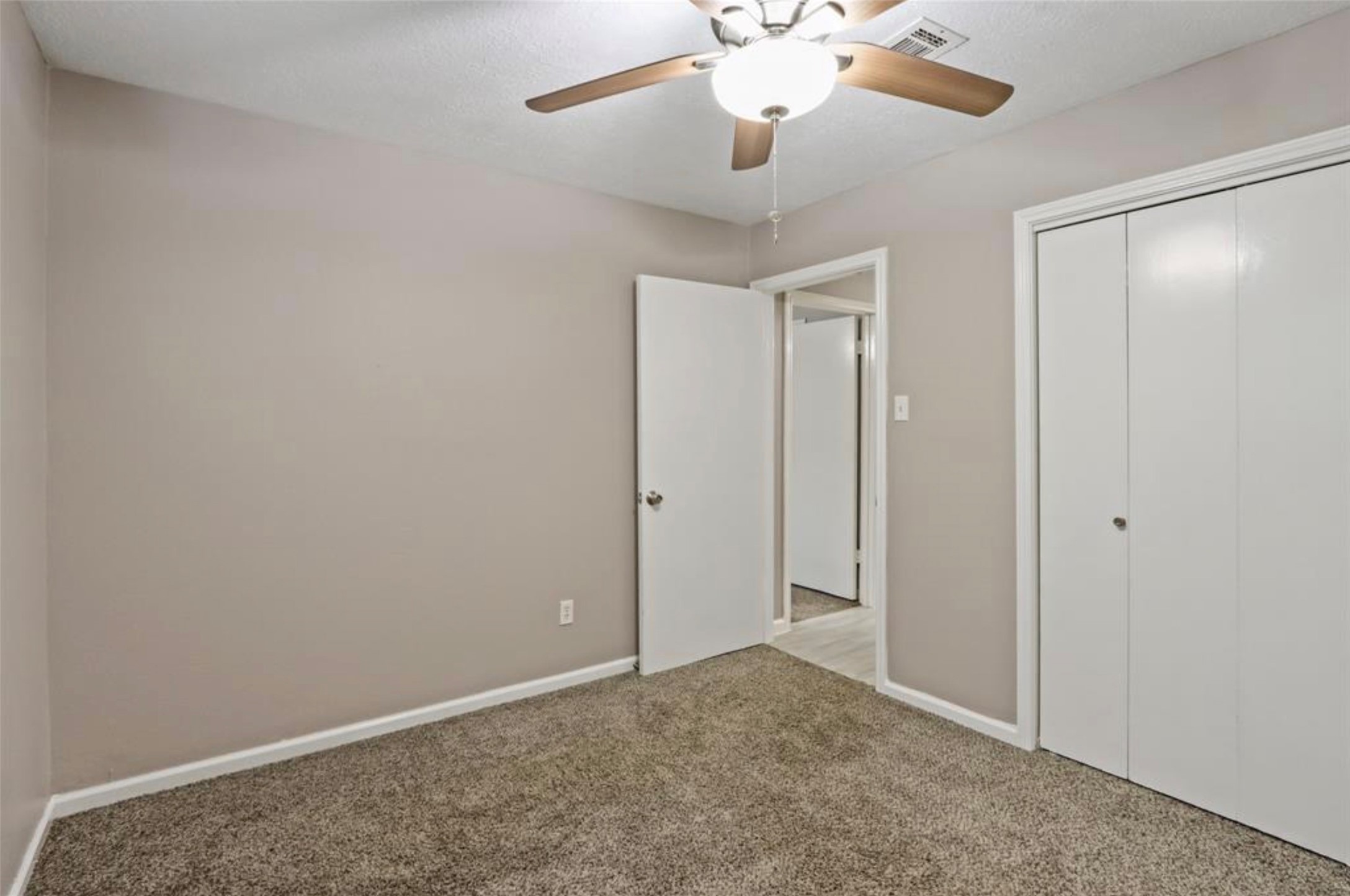 6903 White Tail Drive Spring, TX 77379 - Photo 13 of 32