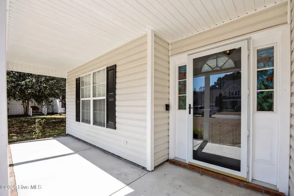 $374,900 | 104 Trailwood Drive, Hubert, NC 28539