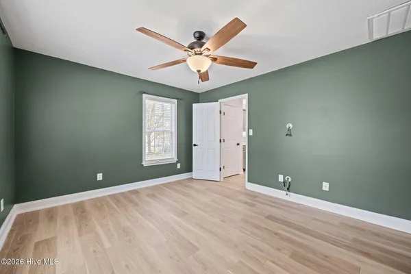 $374,900 | 104 Trailwood Drive, Hubert, NC 28539