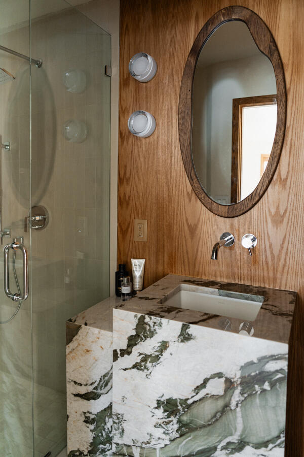 208 Georginia Road, Unit A Ketchum, ID 83340 - Photo 35 of 58 Bathroom 1
