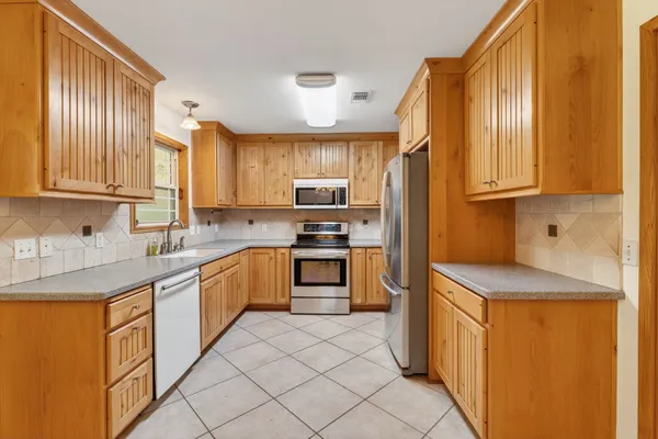 $450,000 | 9847 Farm To Market Road 326, Lufkin, TX 75901