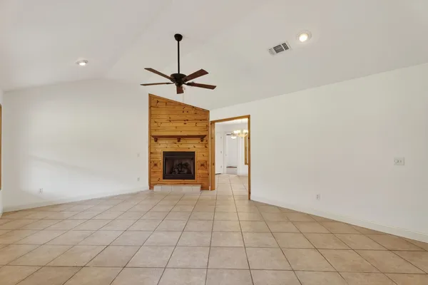 $450,000 | 9847 Farm To Market Road 326, Lufkin, TX 75901