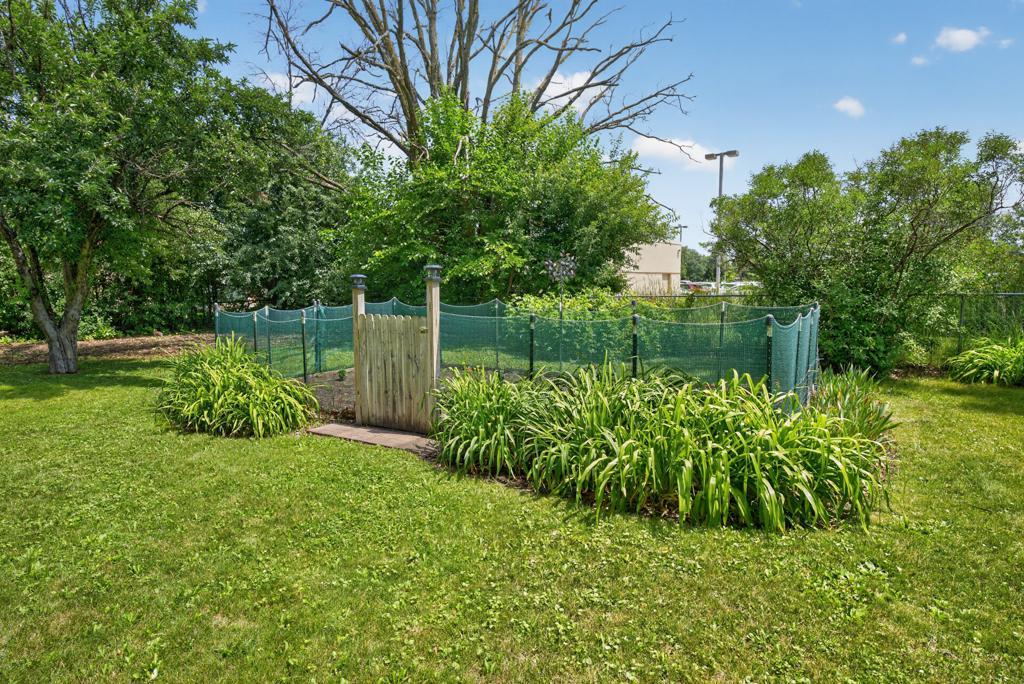 1533 Damon Court Southeast Rochester, MN 55904 - Photo 7 of 52
