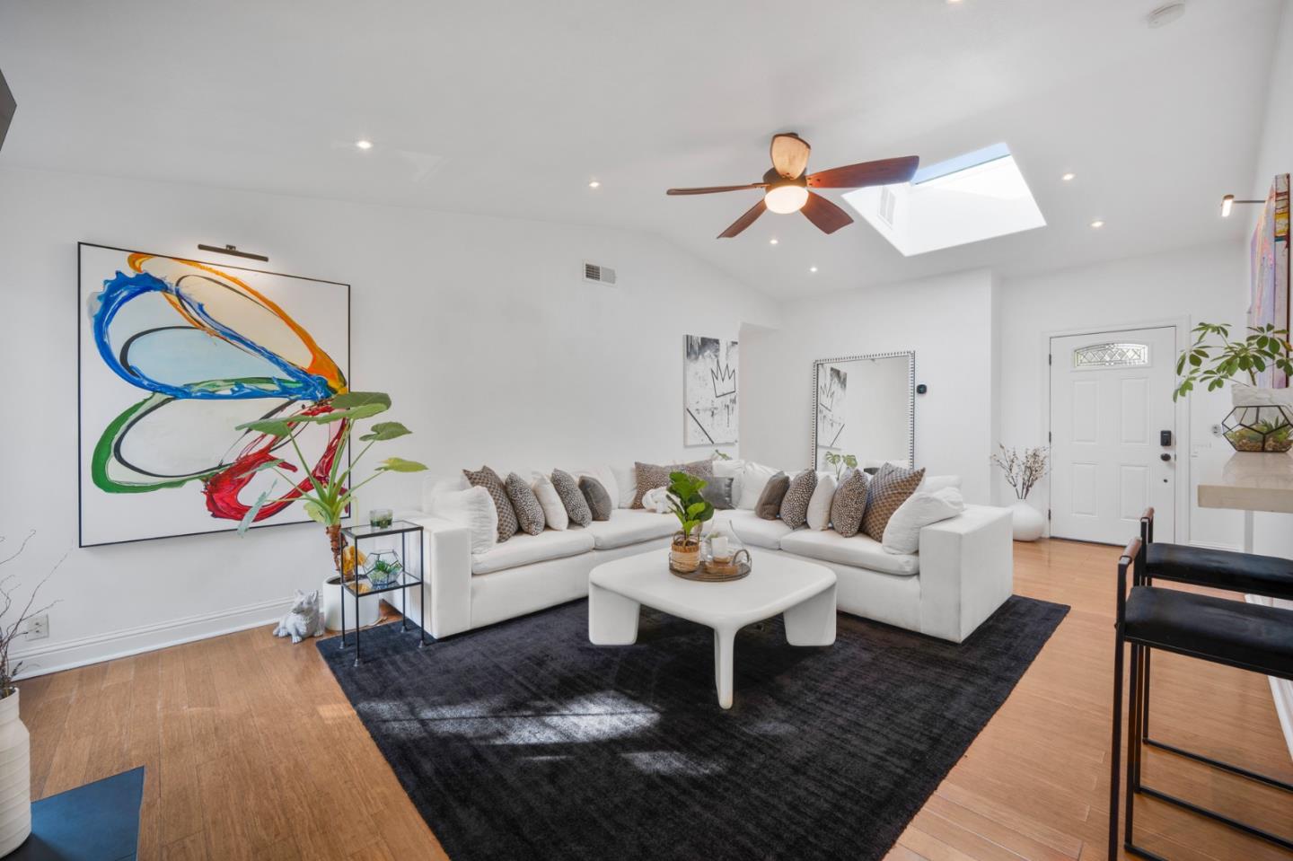 5510 Dunsburry Way San Jose, CA 95123 - Photo 5 of 32