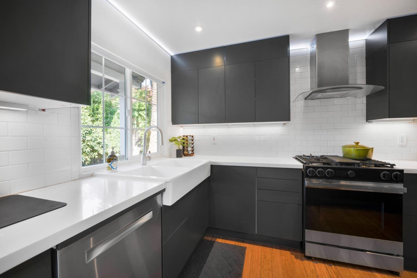 5510 Dunsburry Way San Jose, CA 95123 - Photo 7 of 32