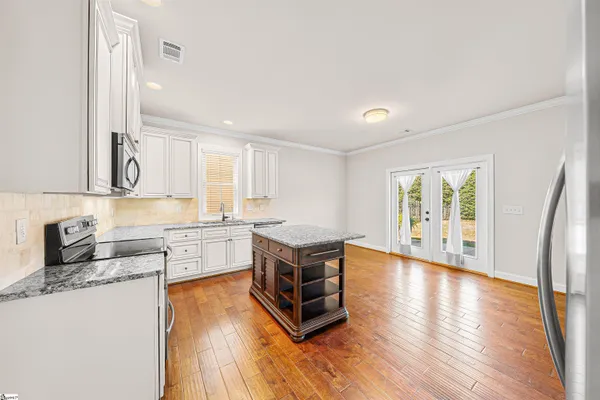 $395,000 | 330 Ashley Oaks Drive, Simpsonville, SC 29680