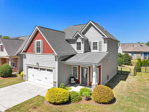 $395,000 | 330 Ashley Oaks Drive, Simpsonville, SC 29680