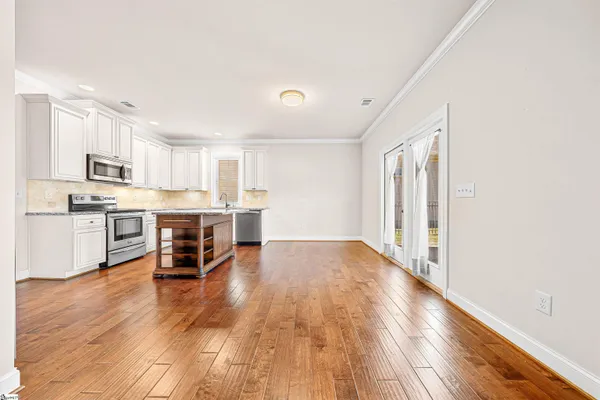 $395,000 | 330 Ashley Oaks Drive, Simpsonville, SC 29680