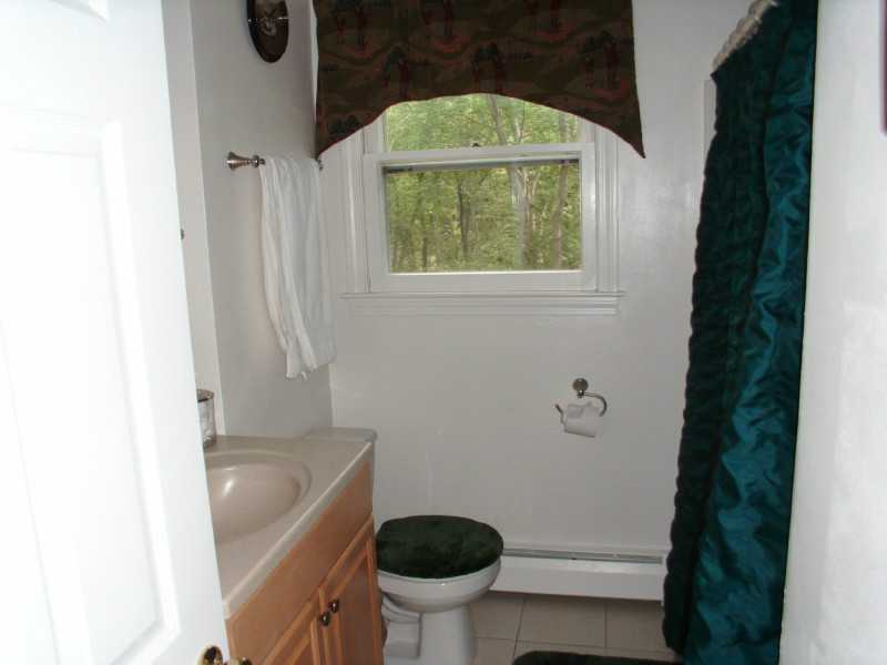 490 Fletcher Road North Kingstown, RI 02852 - Photo 11 of 20 Bathroom.