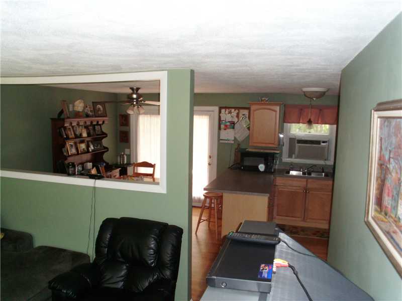 490 Fletcher Road North Kingstown, RI 02852 - Photo 13 of 20 Living Room.