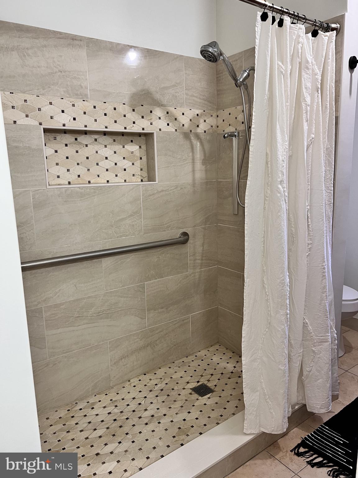 8394 Dahlgren Road King George, VA 22485 - Photo 13 of 26 Gallery Image 13