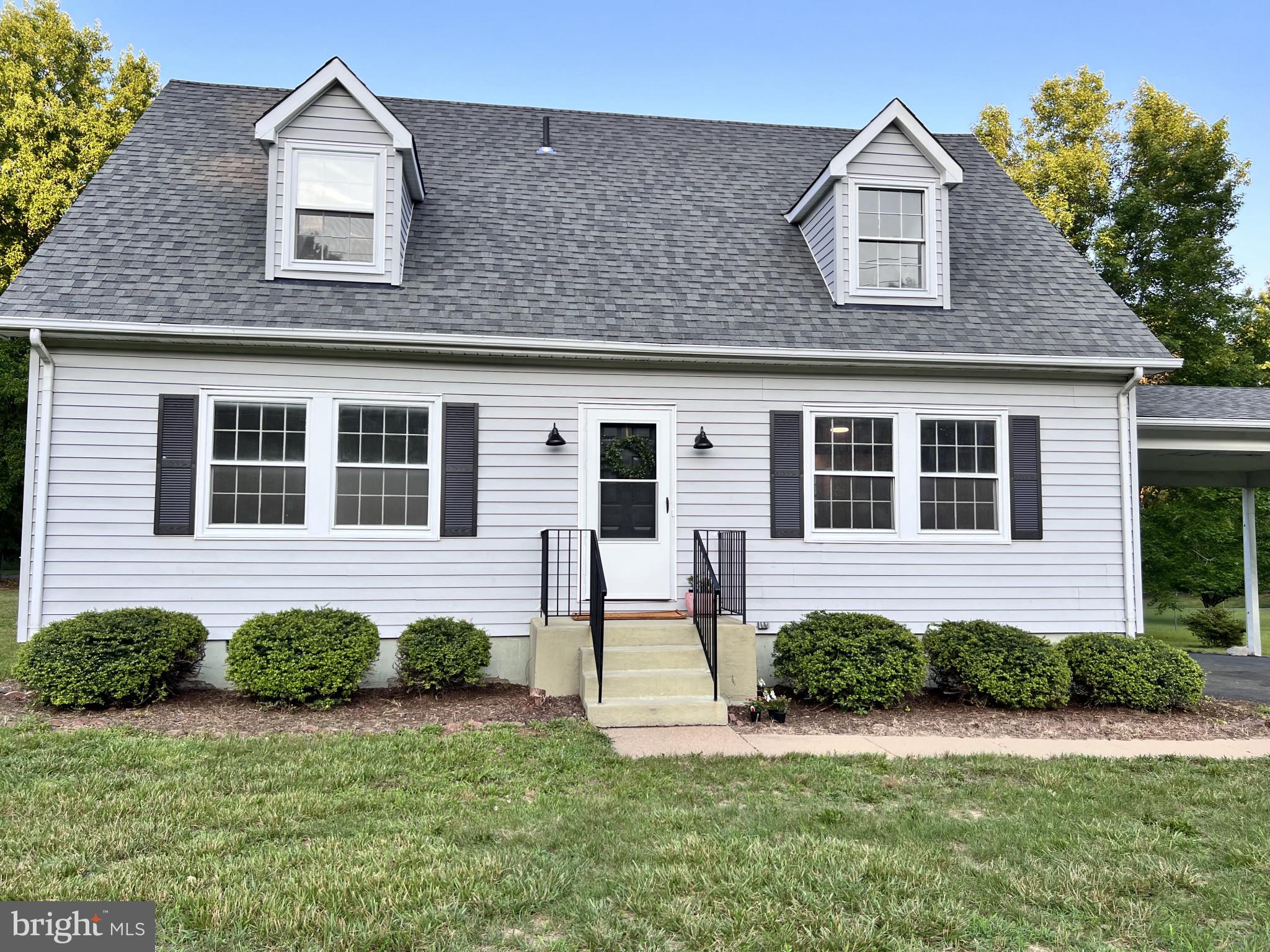 8394 Dahlgren Road King George, VA 22485 - Photo 2 of 26 Gallery Image 2