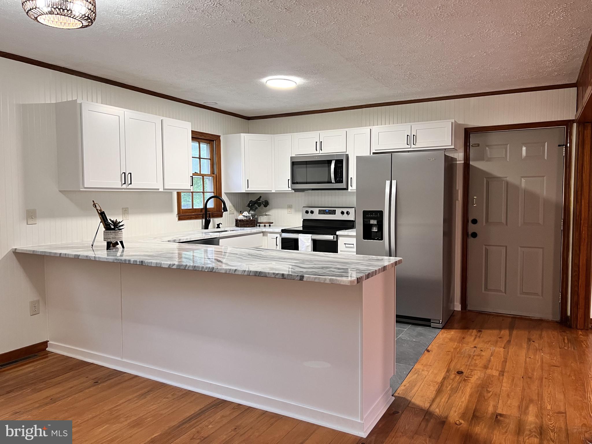 8394 Dahlgren Road King George, VA 22485 - Photo 7 of 26 Gallery Image 7
