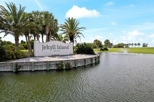 $289,000 | 1175 North Beachview Drive North, Unit 434, Jekyll Island, GA 31527