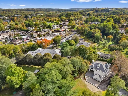 $3,490,000 | 22 Whippoorwill Road East, Armonk, NY 10504