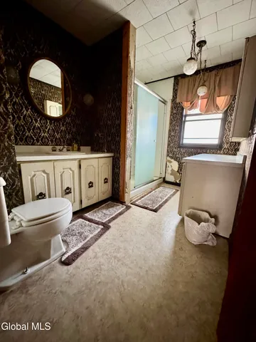 $239,900 | 16 Grove Avenue, Glens Falls, NY 12801