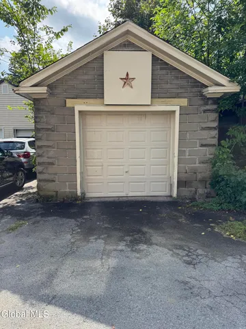 $239,900 | 16 Grove Avenue, Glens Falls, NY 12801