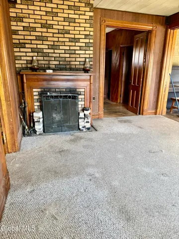 $239,900 | 16 Grove Avenue, Glens Falls, NY 12801