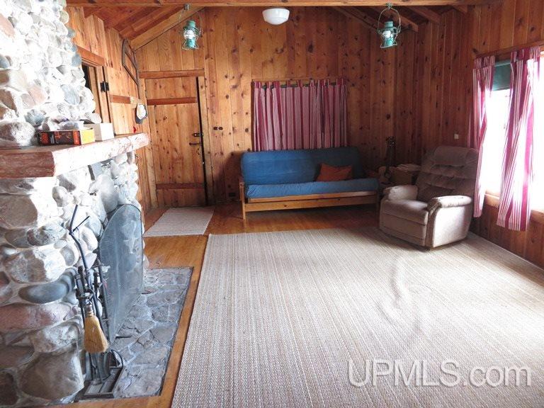5 Middle Island Point Road Marquette, MI 49855 - Photo 7 of 11