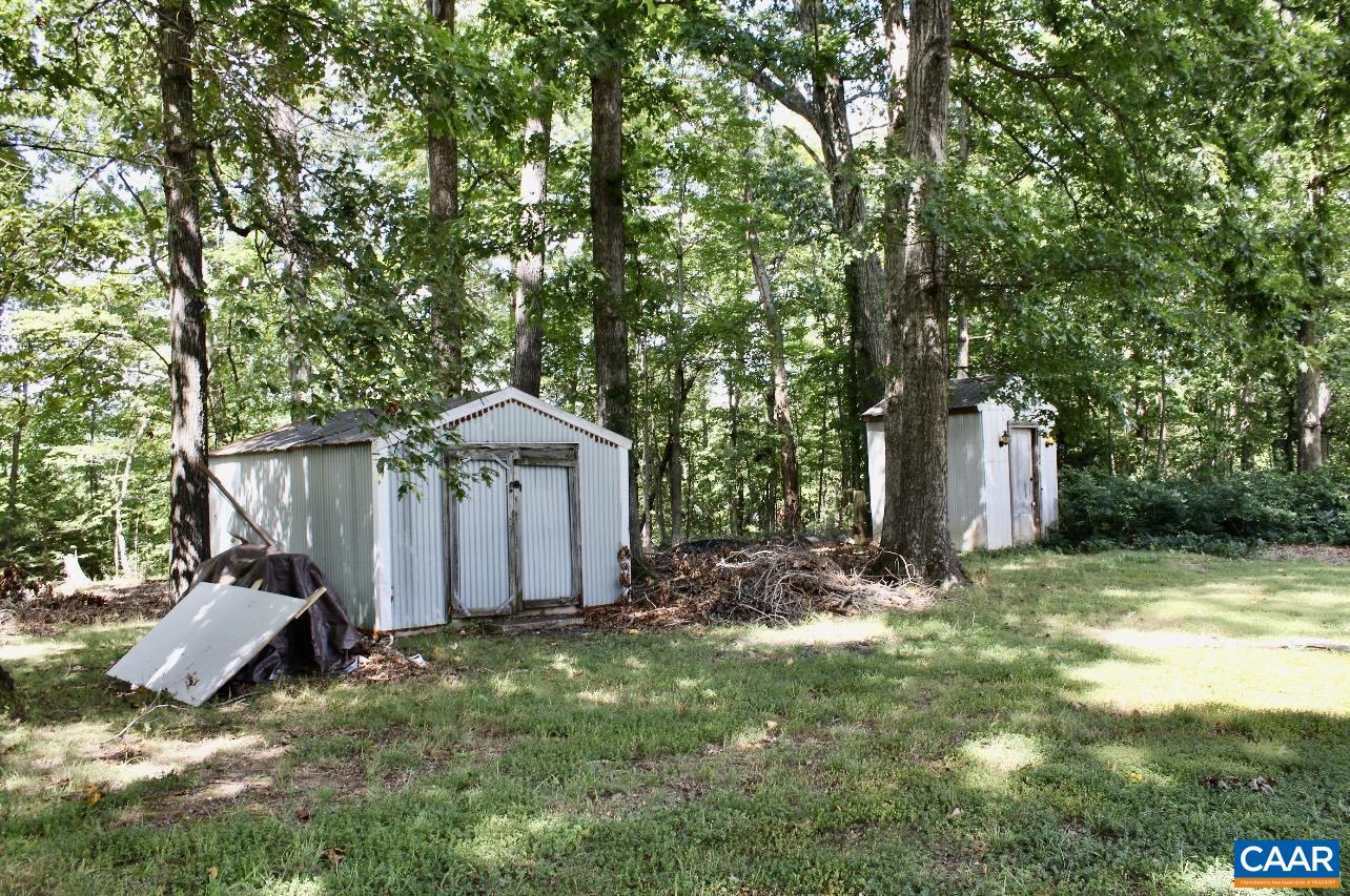 6790 Foster Ridge Charlottesville, VA 22903 - Photo 33 of 43 a view of a barn in the middle of a yard