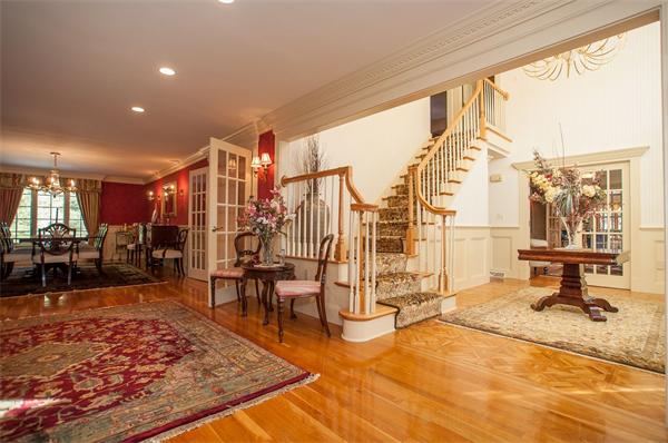 52 Crestview Road Milton, MA 02186 - Photo 3 of 15