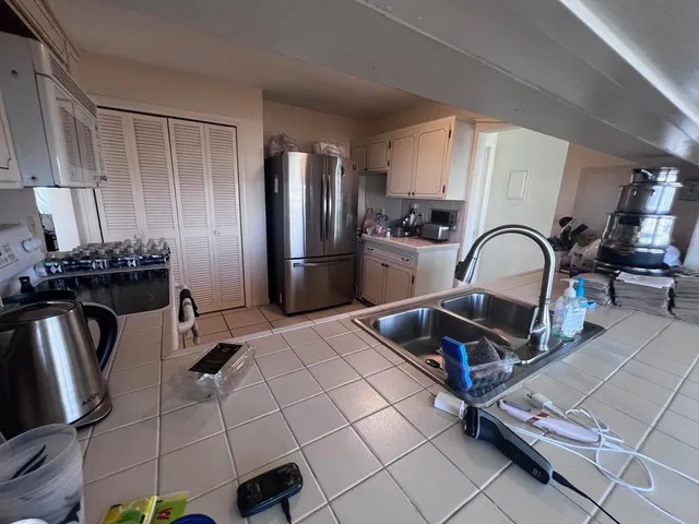 $299,999 | 329 Southeast 3rd Street, Unit 502T, Hallandale Beach, FL 33009