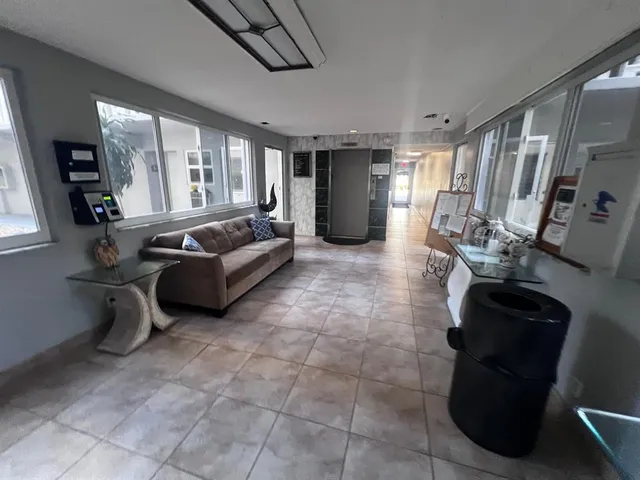 $299,999 | 329 Southeast 3rd Street, Unit 502T, Hallandale Beach, FL 33009