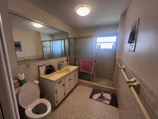 $299,999 | 329 Southeast 3rd Street, Unit 502T, Hallandale Beach, FL 33009