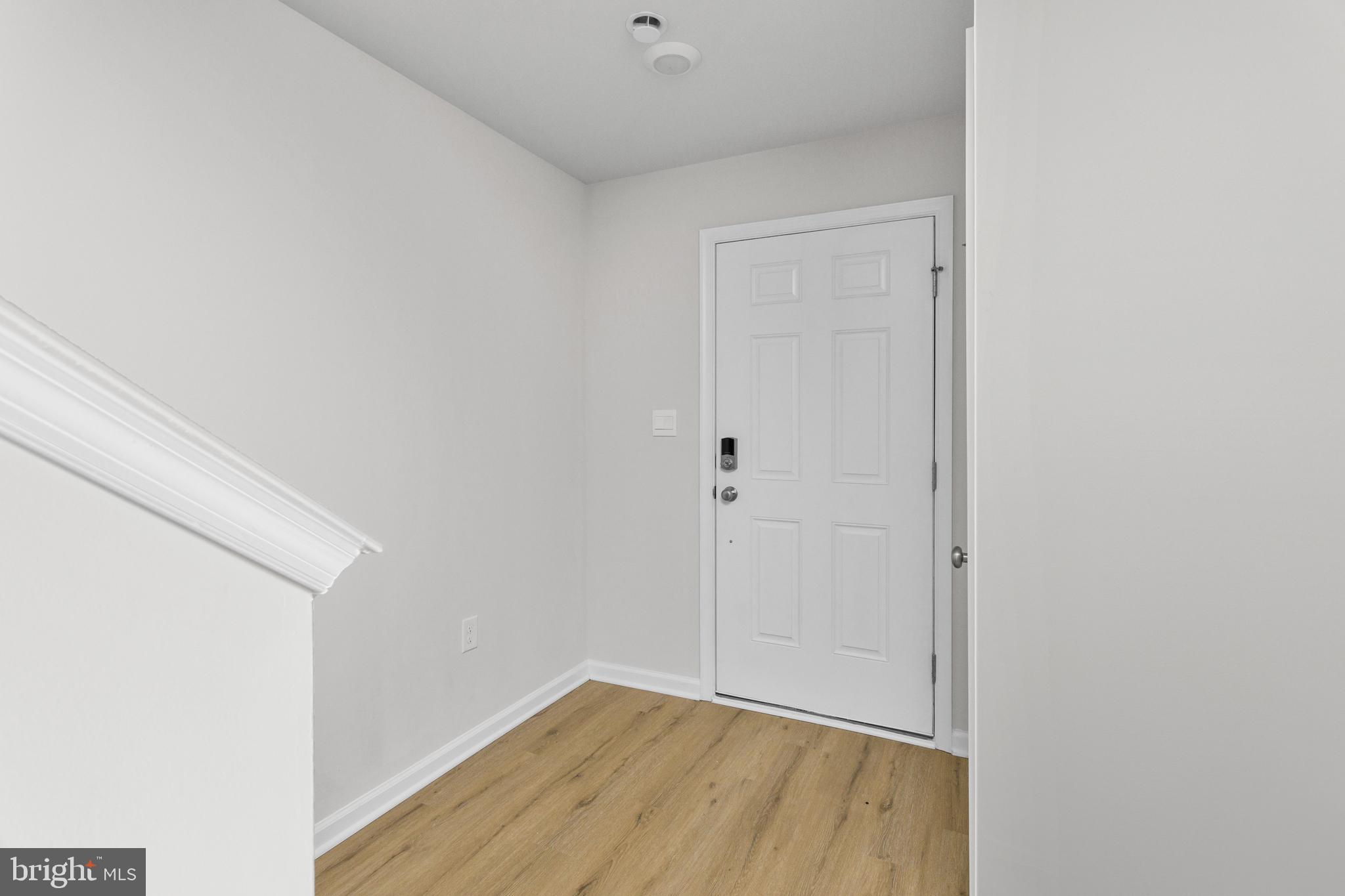 107 Clinton Street Sicklerville, NJ 08081 - Photo 5 of 31