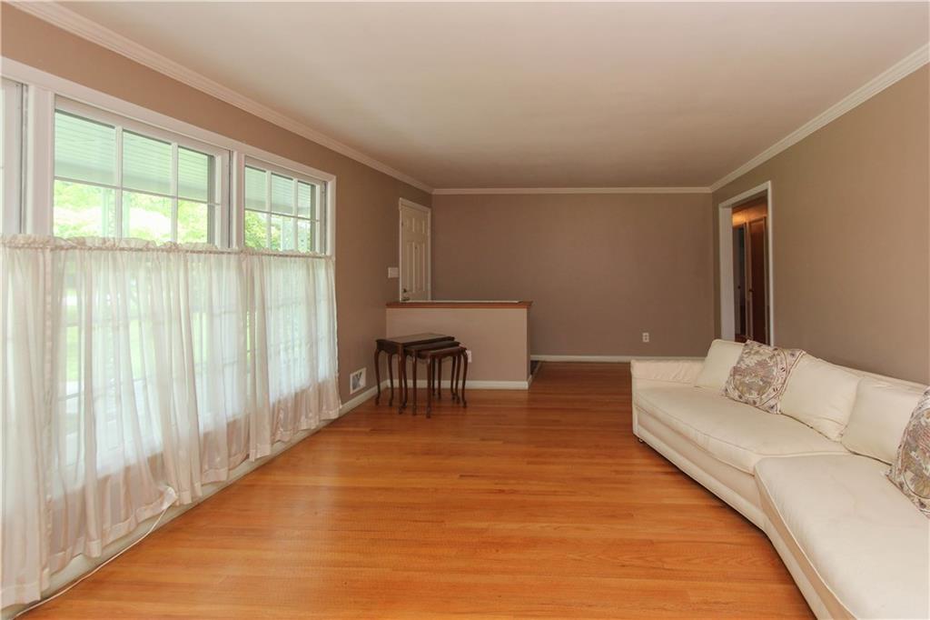 4403 Radnor Road Indianapolis, IN 46226 - Photo 3 of 20 Gallery Image 3
