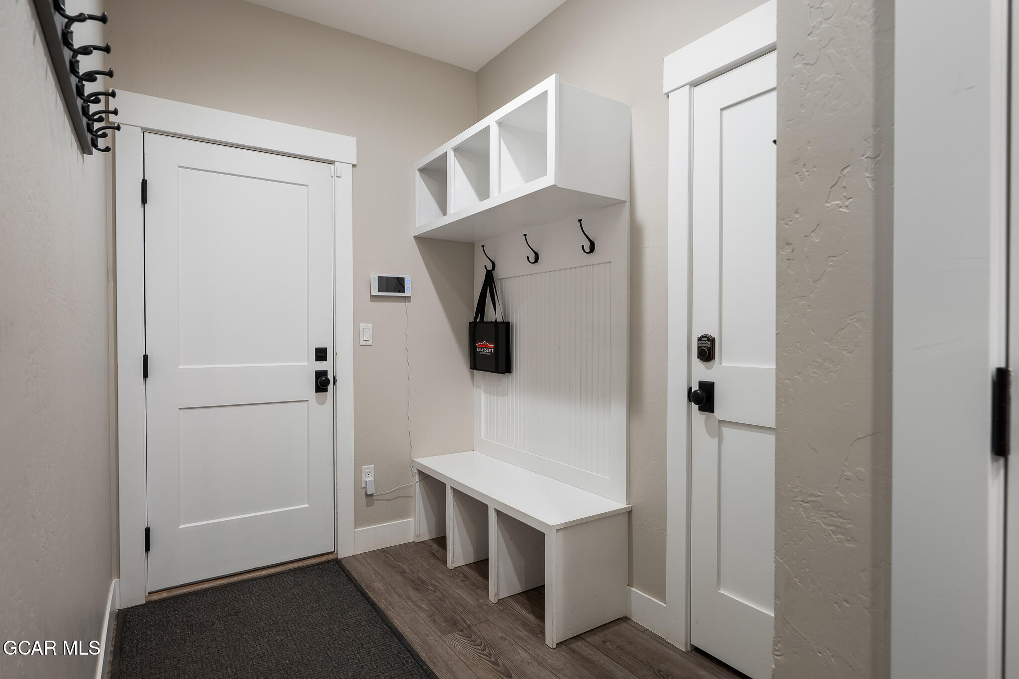 74 Eagle Ridge Drive Granby, CO 80446 - Photo 35 of 44 a view of kitchen with furniture and wooden floor